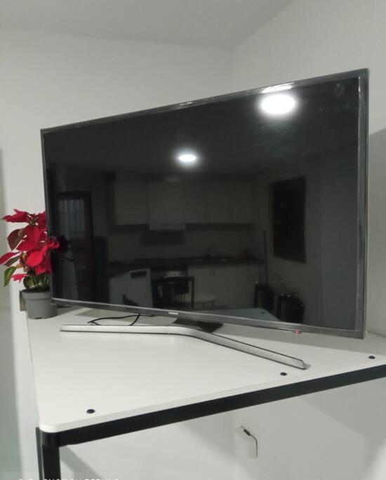 빌라조요사 Vivienda De 80M Cuadrados A Dos Minutos Del Mar 아파트 외부 사진