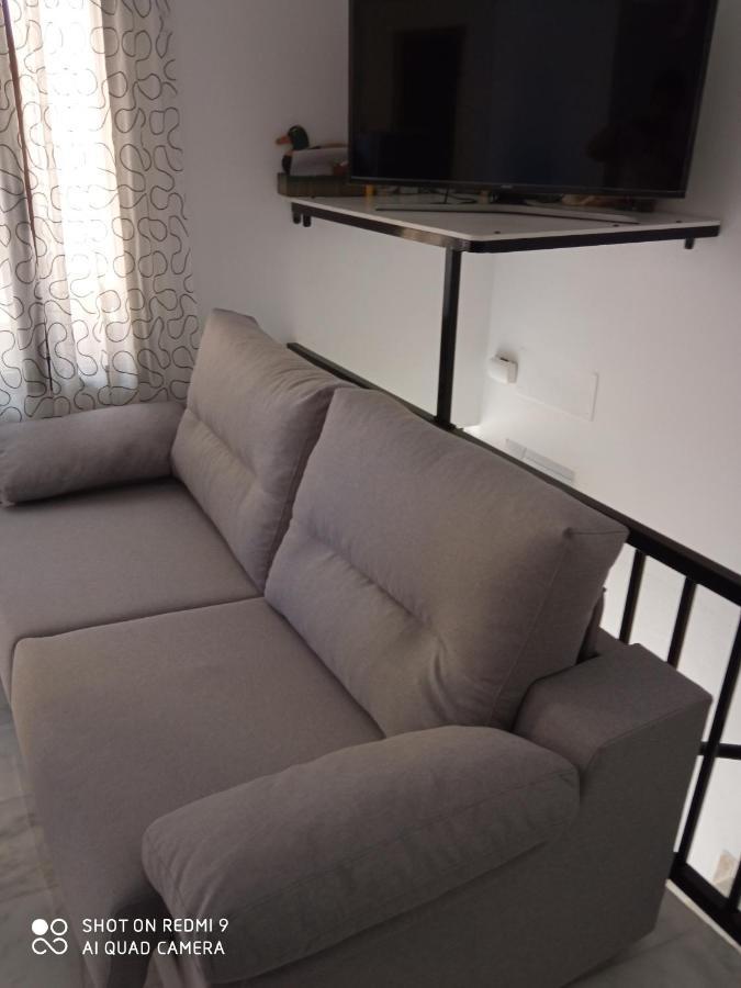 빌라조요사 Vivienda De 80M Cuadrados A Dos Minutos Del Mar 아파트 외부 사진